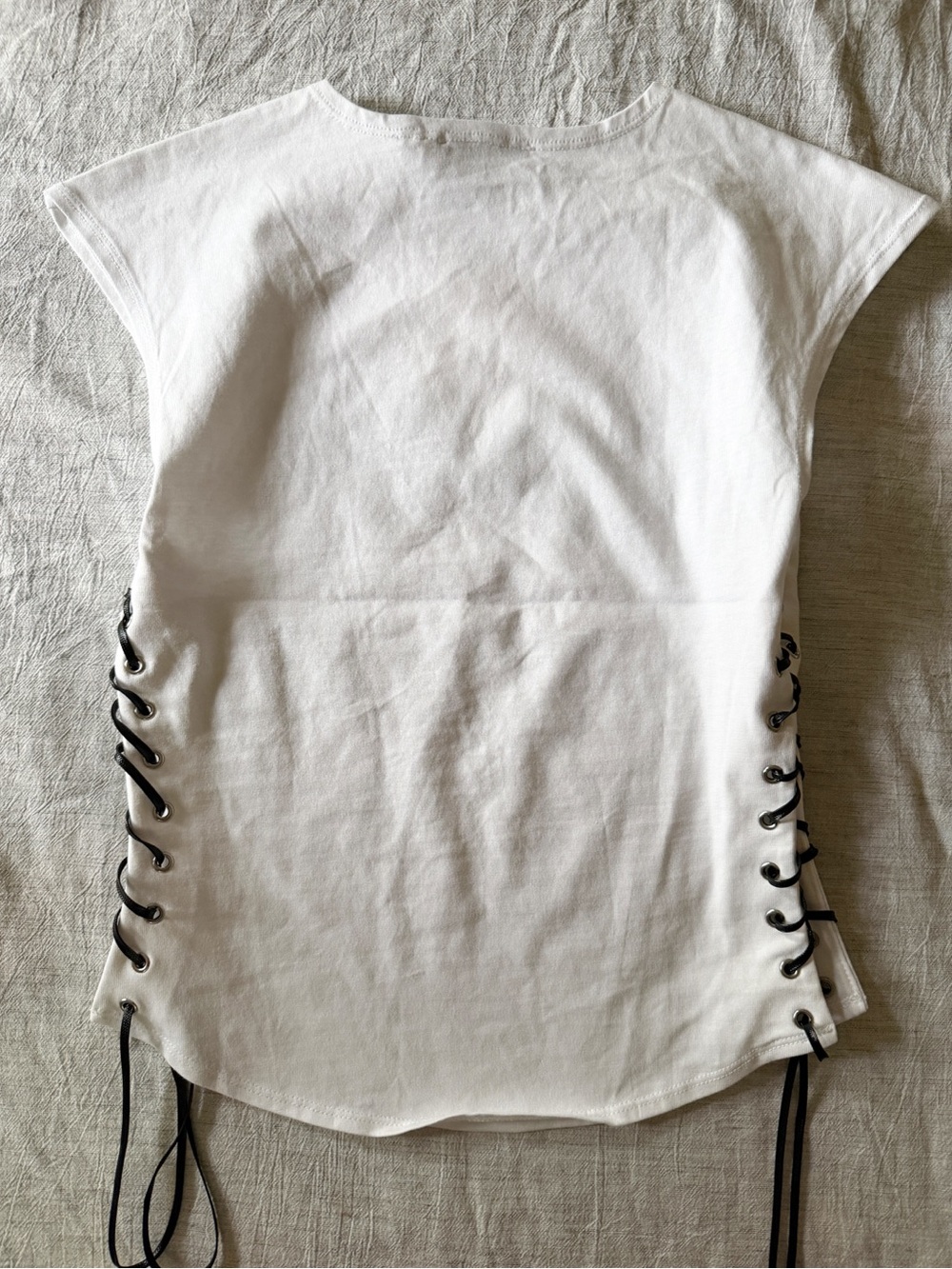 Stella McCartney White Tank with Black Studded 'ROCK ROYALTY' and Lace Sides - Picture 4 of 4